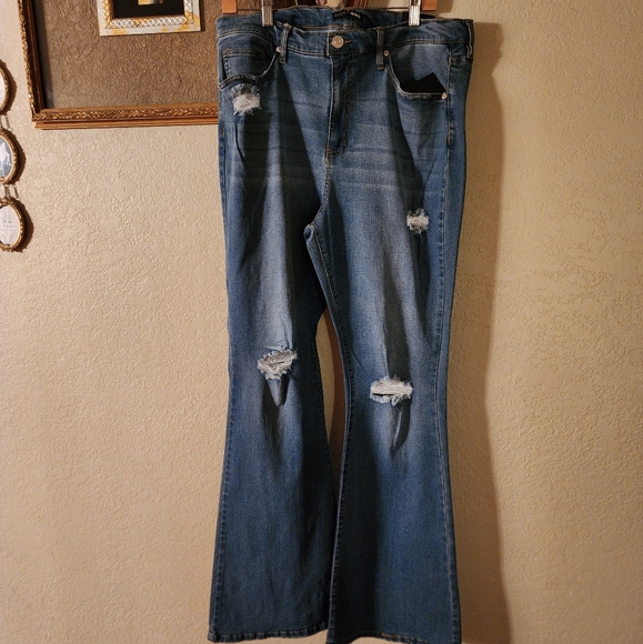 Denim Flare Jeans With Distressing Medium Wash - Picture 4 of 5